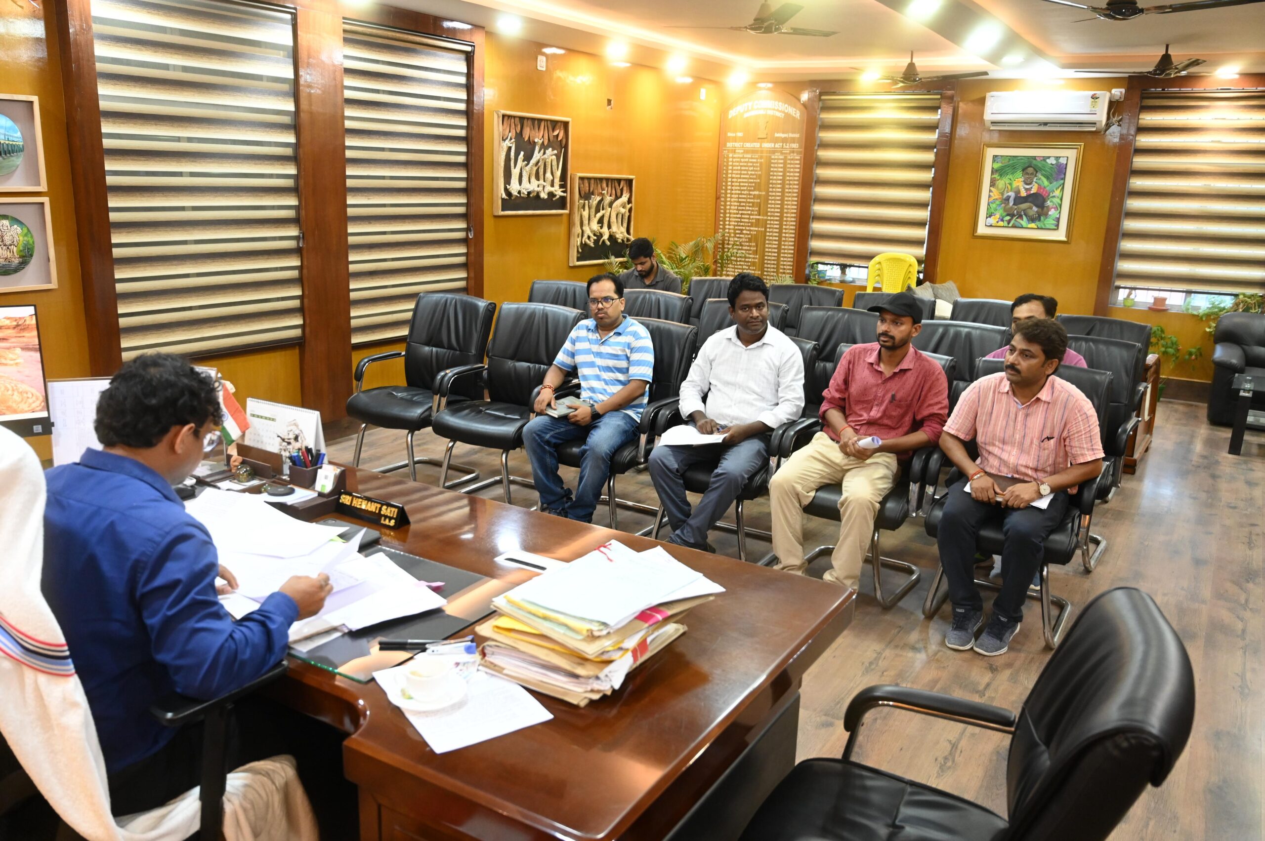 Deputy Commissioner Hemant Sati reviewed the schemes of Minor Irrigation and Ganga Pump Canal Division