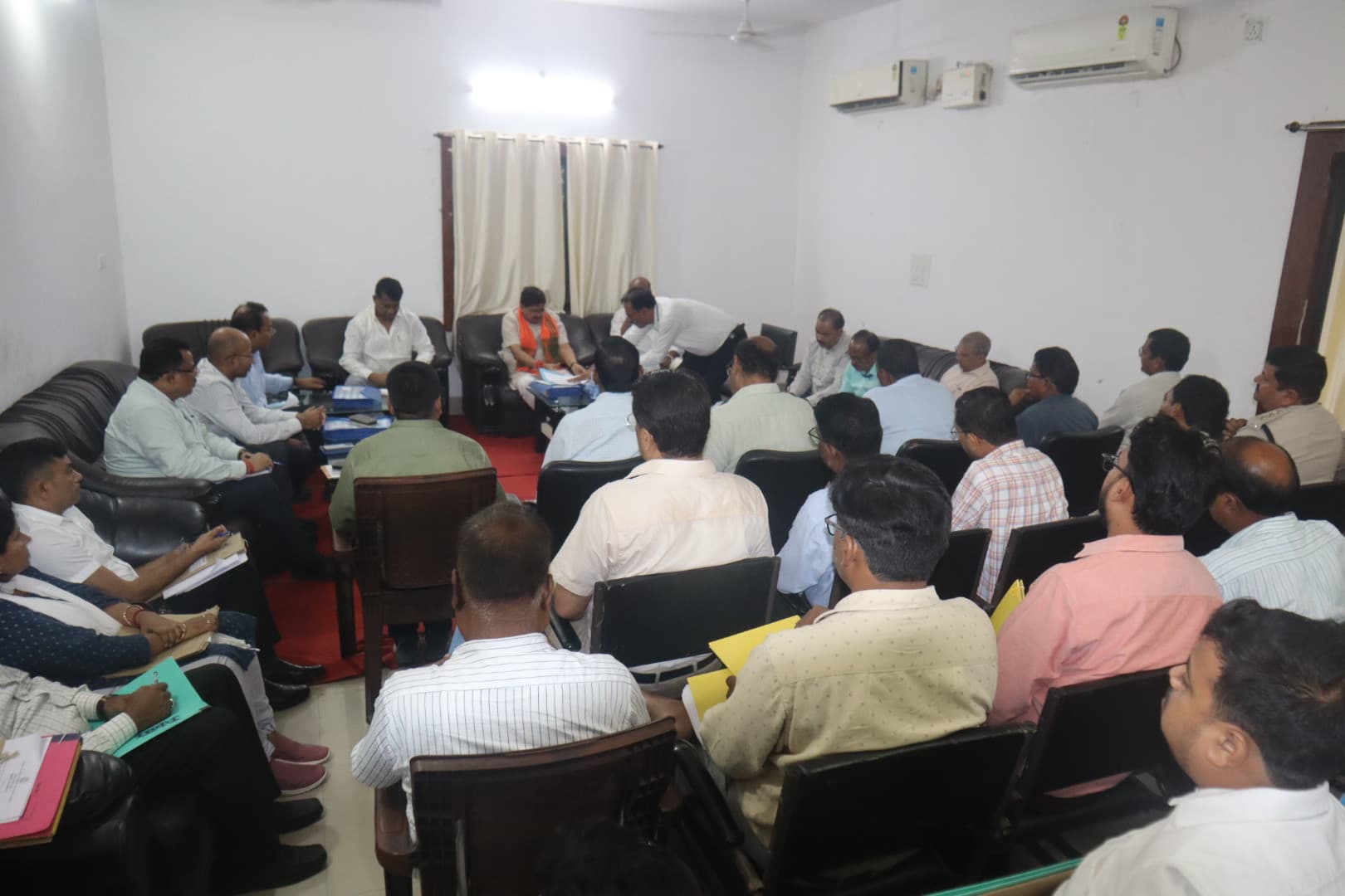 Jharkhand Assembly Housing Committee Chairman Raj Sinha visits Sahibganj, conducts in-depth review of development plans