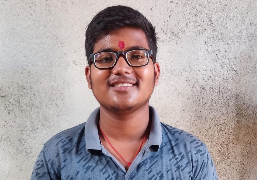 Sahibganj's Dev Tiwari becomes Jharkhand Inter (Arts) topper, creates history with 481 marks