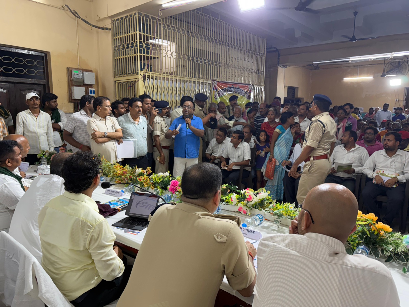 Public court in Sahibganj: Administration and public representatives on one platform, solution gets priority