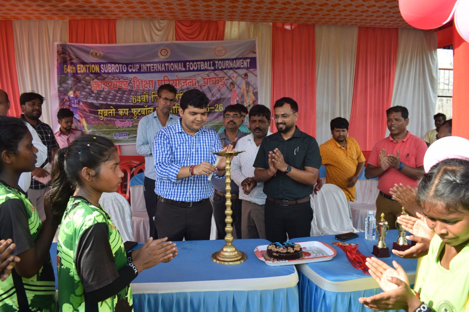Pakur: Deputy Commissioner inaugurated Subroto Cup football competition, gave the message of sportsmanship and discipline to the players