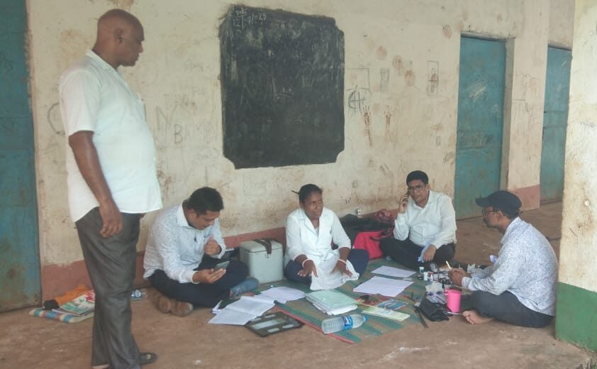 Sahibganj: Civil surgeon inspected Jarpahar, Barhet and Panchkathiya, gave instructions to improve health services