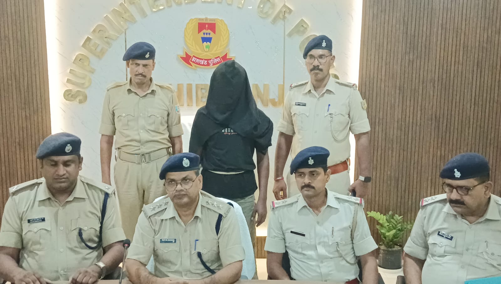 Sahibganj: Youth arrested with illegal weapon, already involved in many criminal cases