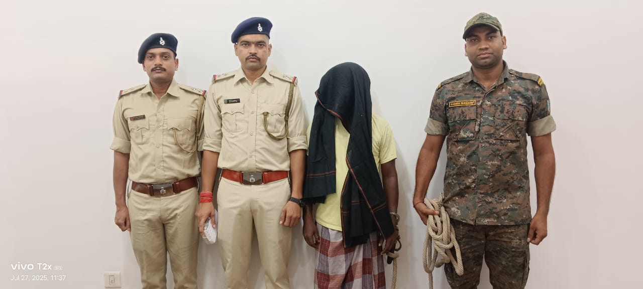 Police took big action against ganja smugglers in Pakur, one arrested from Pyaadapur