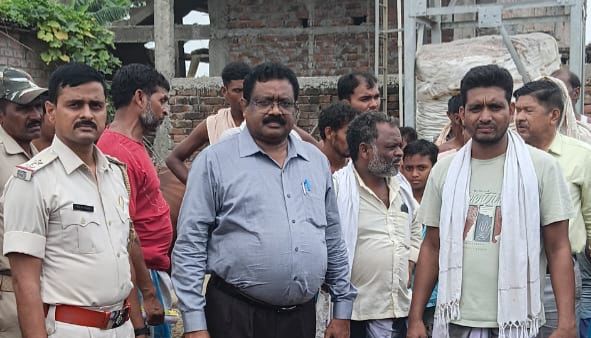 Sahibganj: A young man died after being caught in flood, mourning among the family