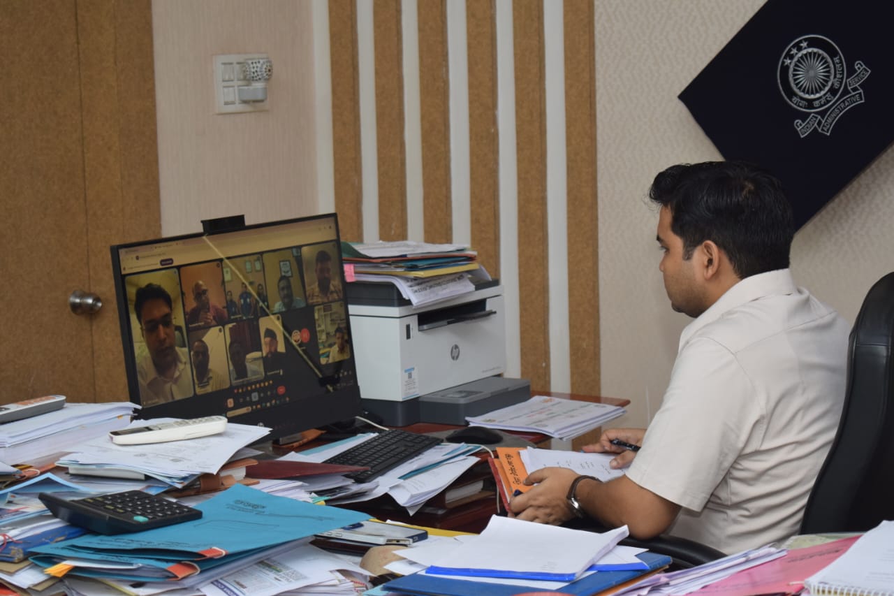 Pakur: Discussion on streamlining sack supply and increasing trust income in PVTG Dakia Yojana