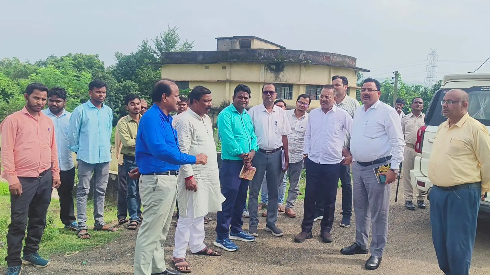 Sahibganj: Inspection of Barhet Gumani Barrage, discussion on farmers' losses