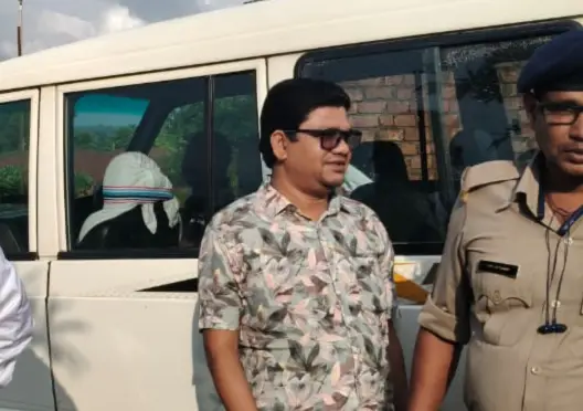 Barharwa: Why is Hajikul present everywhere? Former zonal guard surrounded by controversies is in the news again