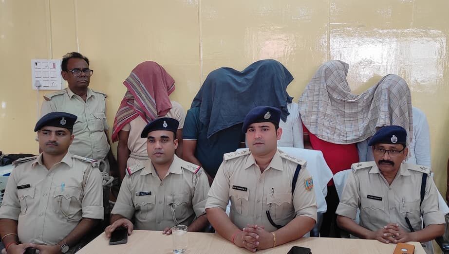 Sahibganj: 5 arrested for kidnapping, attempted to abduct minor student in Bolero