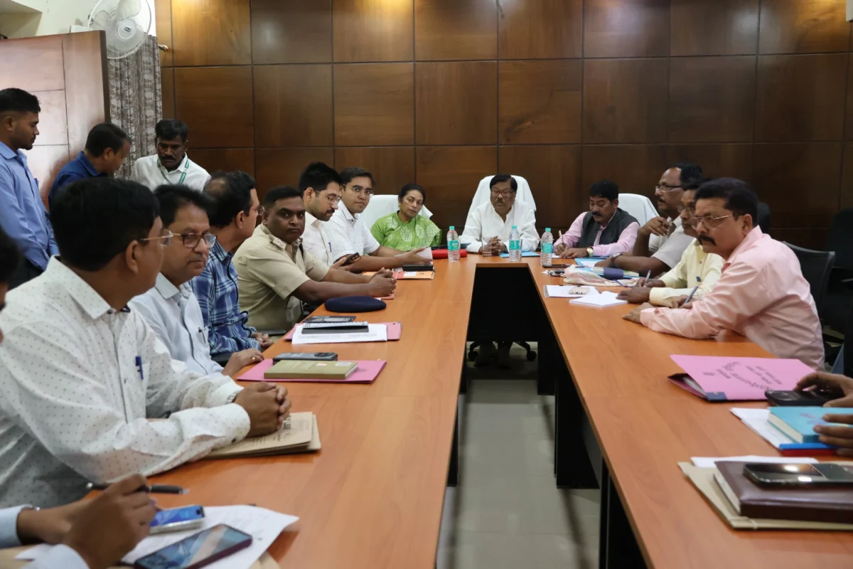 Meeting of Vidhansabha Welfare Committee held in Dumka, progress of schemes of various departments reviewed