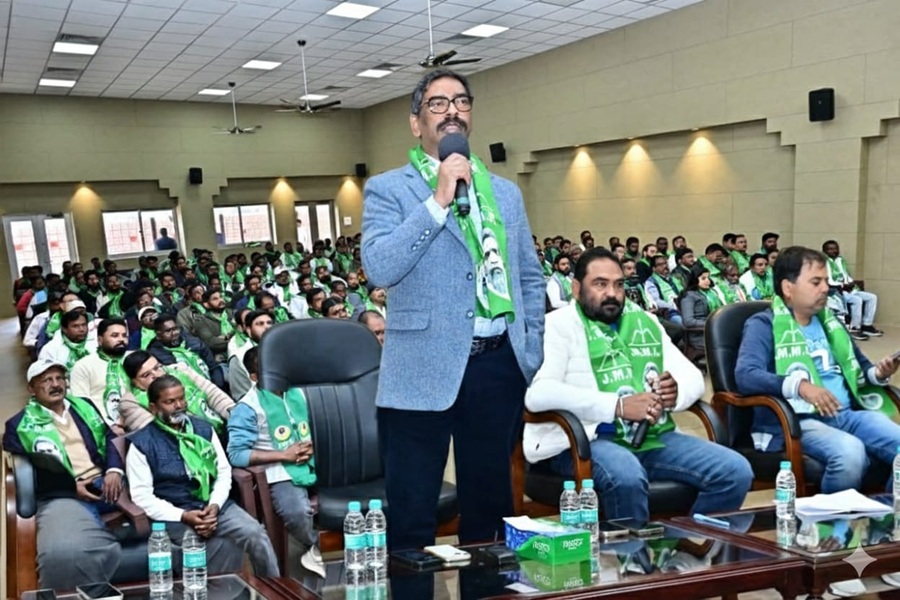 Ranchi: With the municipal elections approaching, the model code of conduct will be implemented by January 27-28. Chief Minister Hemant Soren has urged party workers to start preparing for the elections immediately.
