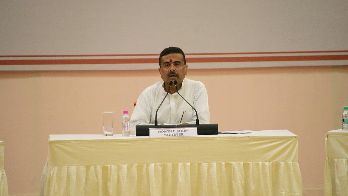 Chief Minister Suvendu Adhikari Emphasizes Transparency and Accountability; Delivers Strict Message to Officials in First Administrative Meeting.