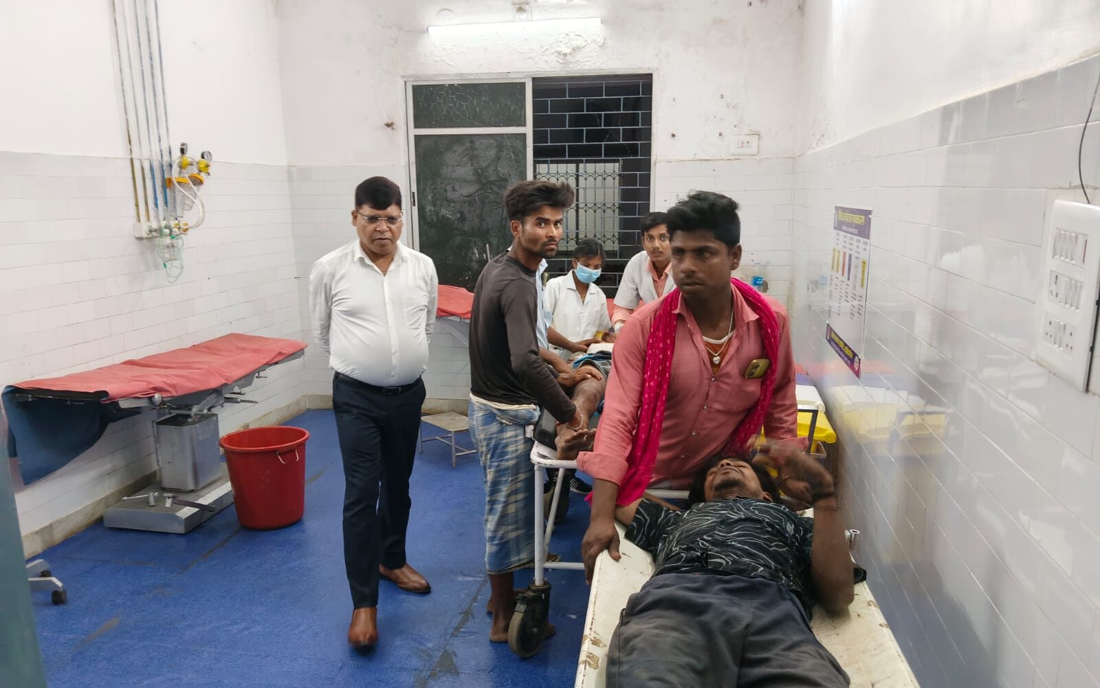 Sahibganj में तेज रफ्तार ट्रैक्टर ने बाइक को मारी टक्कर, दो युवक गंभीर घायल