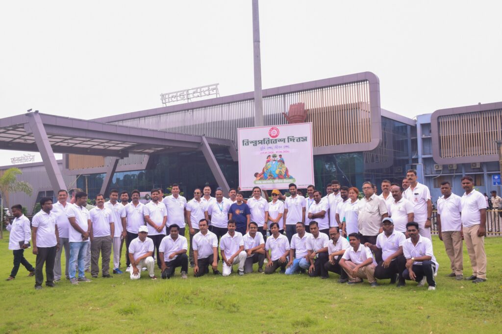 Malda Division's green initiative on World Environment Day: Message of environmental conservation conveyed through a bicycle rally and the planting of over 700 saplings.