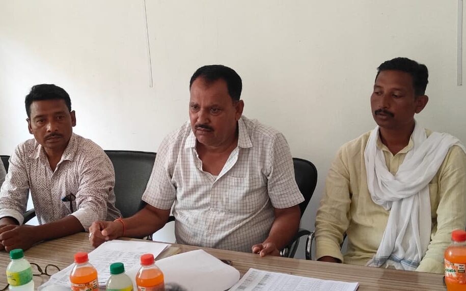 Sahibganj: बोरियो और तालझारी में झामुमो की संगठनात्मक बैठकें, बूथ स्तर तक संगठन मजबूत करने और मैपिंग बढ़ाने पर जोर