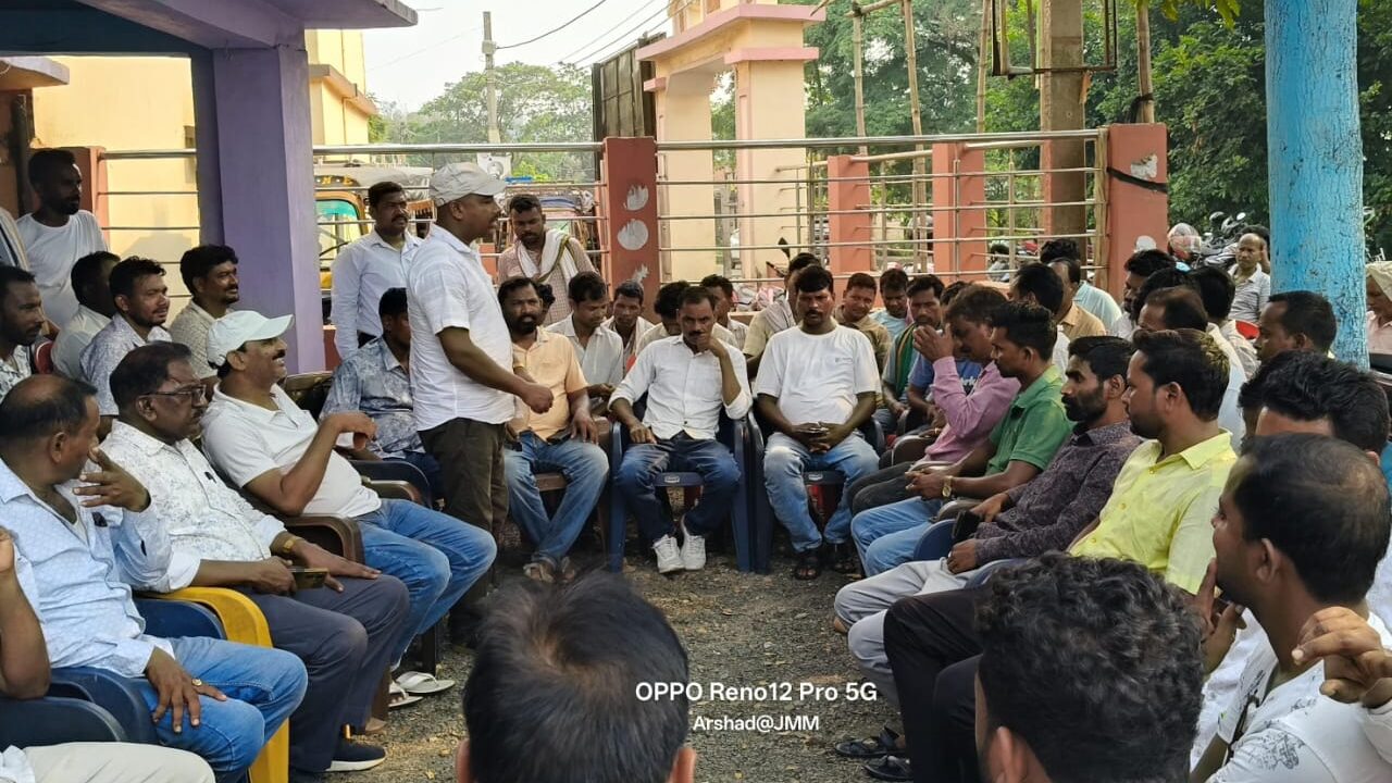 Hul Diwas 2026: Preparations for the historic event at Bhognadih intensify; JMM holds strategic meeting in Barhet, Sahibganj.